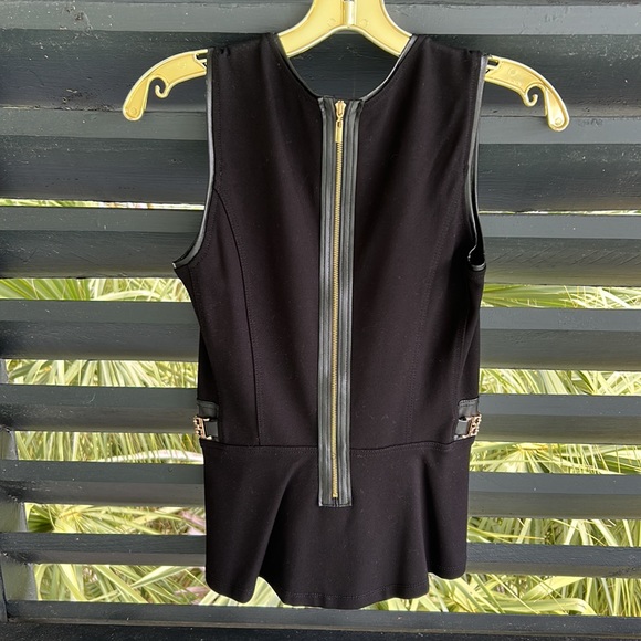 Cache Top - Picture 2 of 5